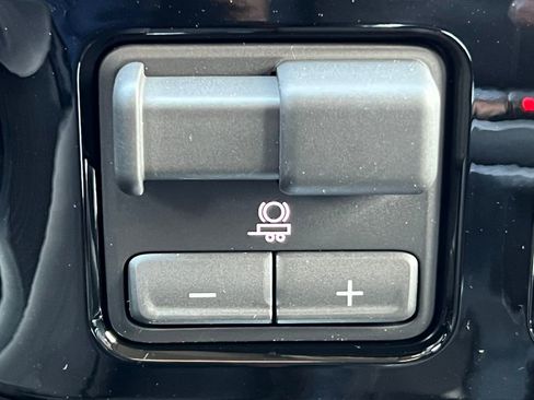 New 2026 GMC Sierra 1500 Elevation w/ Elevation Premium Package AWD/4WD image 34