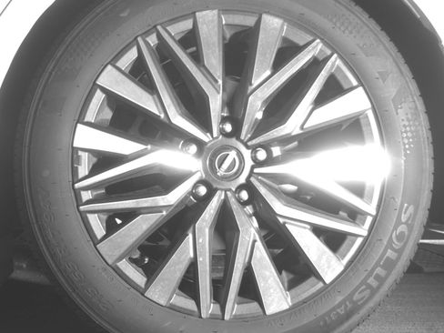 Used 2025 Nissan Altima 2.5 SV image 14