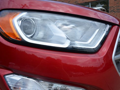 Used 2021 Ford EcoSport SE FWD image 7