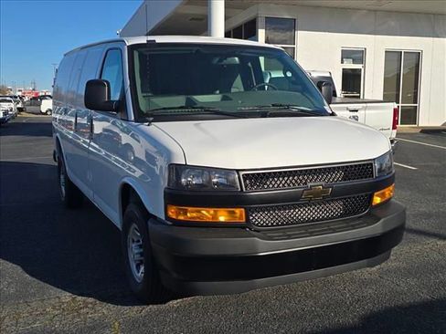 New 2026 Chevrolet Express 2500 Work Van image 13