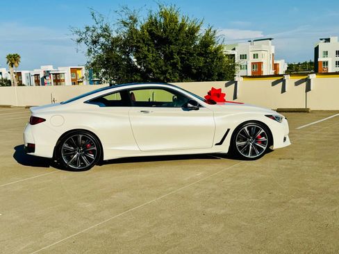 Used 2021 INFINITI Q60 Red Sport 400 image 10