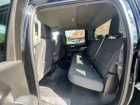 Used 2025 Chevrolet Silverado 2500 LT w/ Convenience Package AWD/4WD image 18