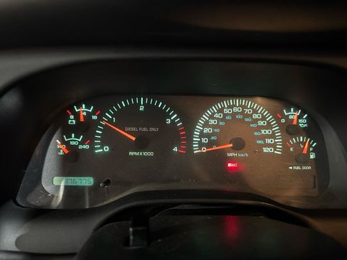 Used 1998 Dodge Ram 2500 Truck 4x4 Quad Cab image 32