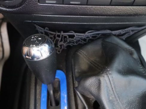 Used 2015 Jeep Wrangler Unlimited Sahara image 21