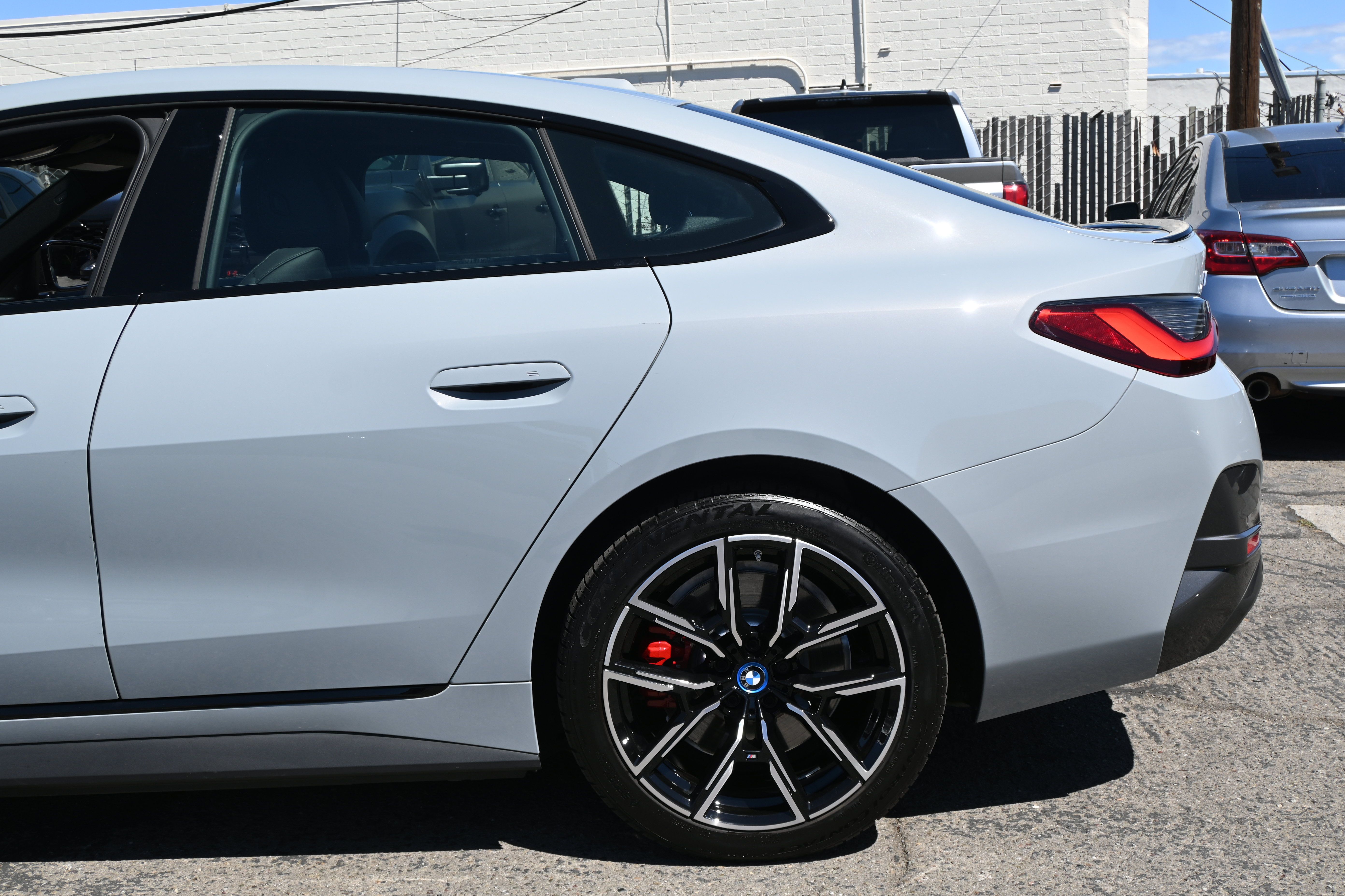 Used 2023 BMW i4 eDrive40 w/ M Sport Package RWD image 18