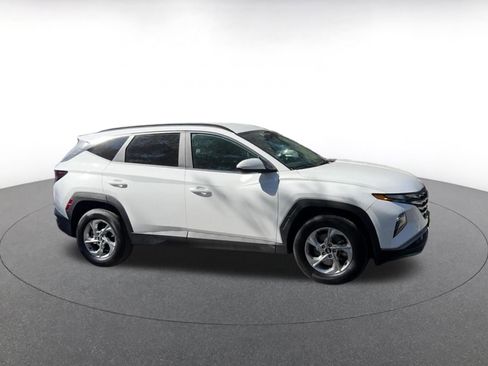 Used 2024 Hyundai Tucson SEL image 2