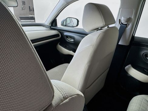 Used 2026 Honda HR-V LX image 19