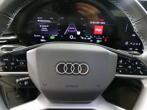 New 2025 Audi Q5 Premium image 16