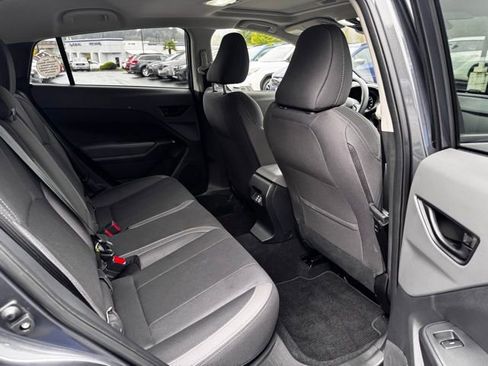 Used 2025 Subaru Crosstrek 2.0i Premium image 9