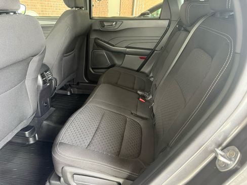 Certified 2023 Ford Escape Active AWD/4WD image 5