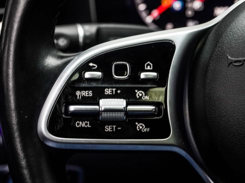 Used 2020 Mercedes-Benz E 350 4MATIC Sedan w/ Parking Assistance Package image 28