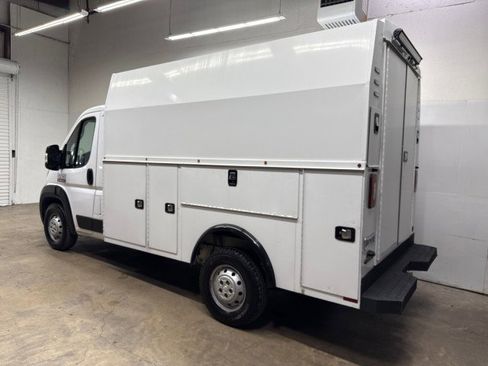 Used 2019 RAM ProMaster 3500 w/ Premium Appearance Group image 9