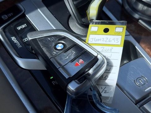 Used 2018 BMW 750i RWD image 55