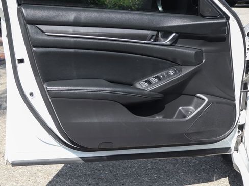 Used 2021 Honda Accord Sport image 16