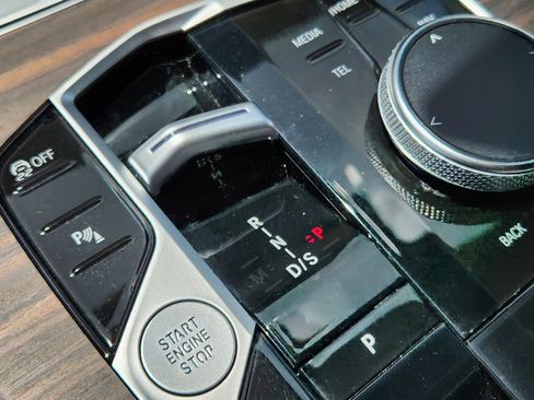 Certified 2024 BMW X5 M60i image 21