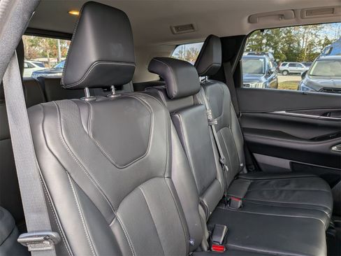 Used 2022 INFINITI QX60 Sensory w/ Cargo Package image 36