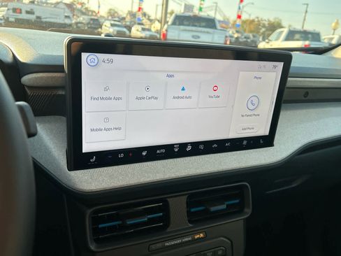 New 2025 Ford Maverick XLT w/ XLT Luxury Package image 42