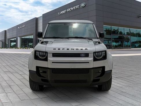 New 2026 Land Rover Defender 110 S AWD/4WD image 8