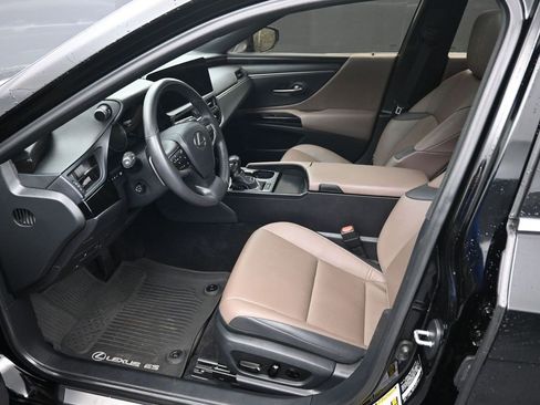 Used 2023 Lexus ES 350 w/ Premium Package image 9