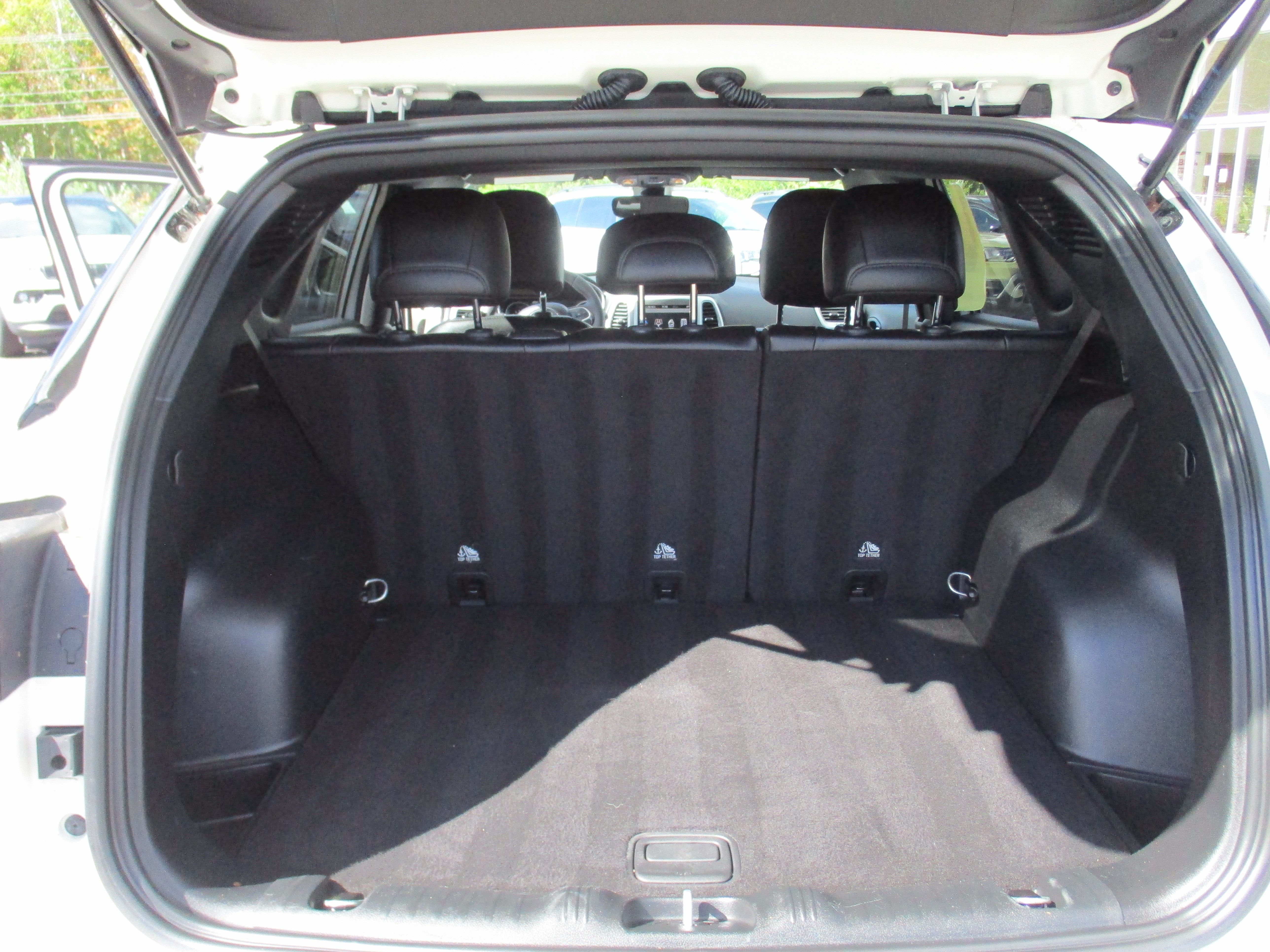 Used 2021 Jeep Compass Latitude AWD/4WD image 12