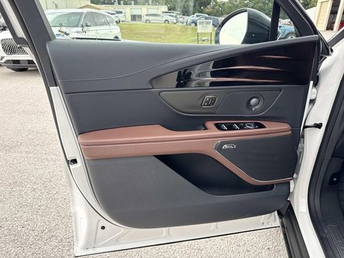 New 2026 Lincoln Nautilus Reserve w/ Jet Appearance Package AWD/4WD image 17