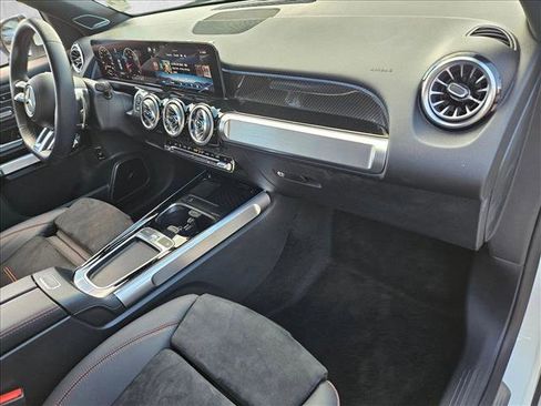 Certified 2025 Mercedes-Benz GLB 35 AMG 4MATIC image 20