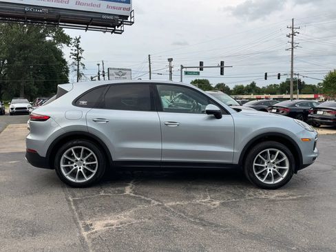 Used 2020 Porsche Cayenne AWD/4WD image 8
