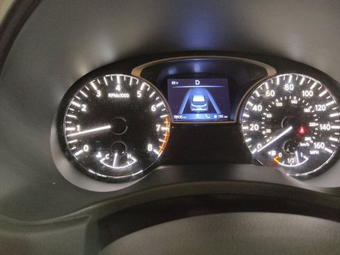 Used 2020 Nissan Pathfinder SV FWD image 23