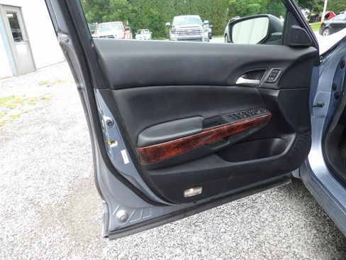Used 2010 Honda Crosstour EX-L image 8