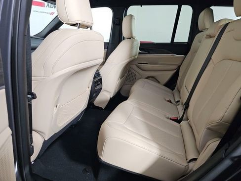 Certified 2024 Jeep Grand Cherokee Limited w/ Luxury Tech Group II image 13