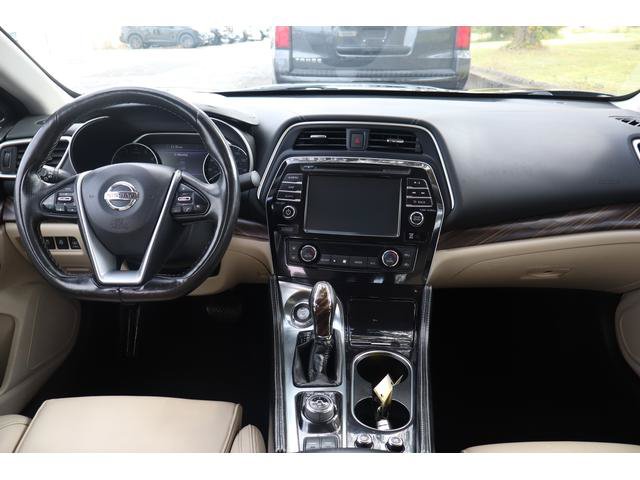 Used 2016 Nissan Maxima Platinum FWD image 9