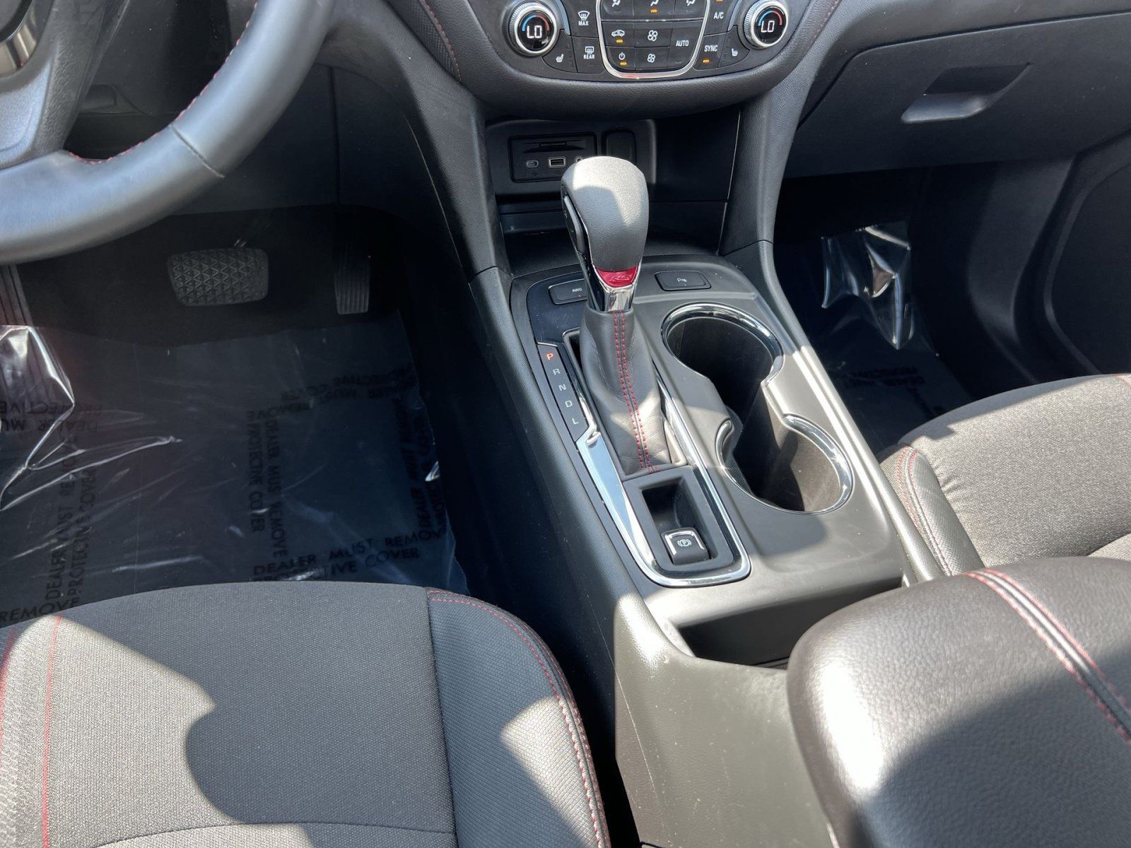 Used 2023 Chevrolet Equinox RS AWD/4WD image 22