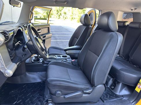 Used 2007 Toyota FJ Cruiser 4WD image 18