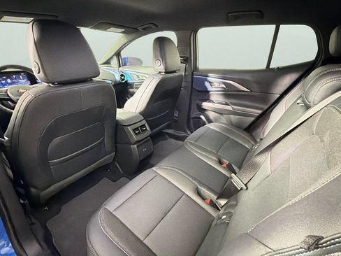 Used 2024 Chevrolet Equinox EV LT FWD image 27