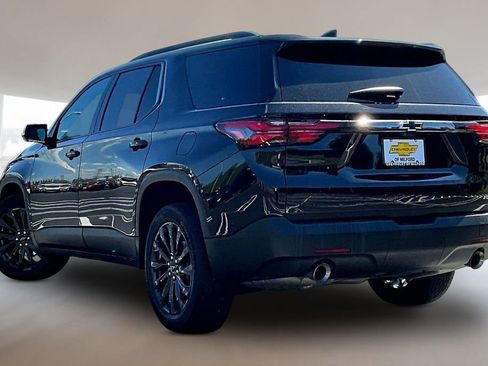 Used 2023 Chevrolet Traverse RS AWD/4WD image 4