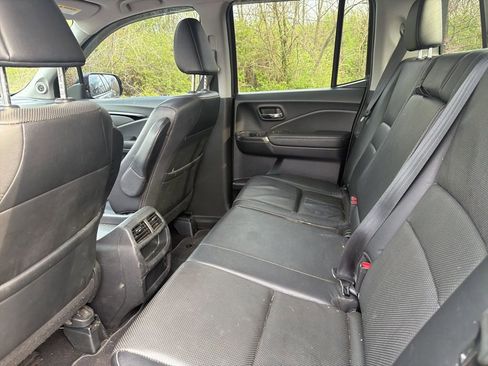 Used 2017 Honda Ridgeline RTL-E image 16