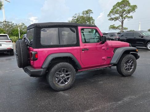 Used 2024 Jeep Wrangler Sport AWD/4WD image 7