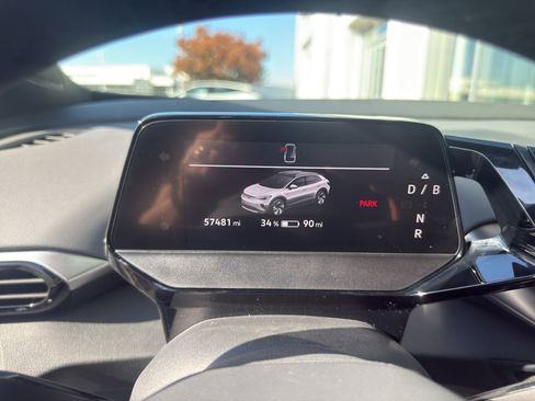 Used 2021 Volkswagen ID.4 Pro w/ ID.4 Protection Package image 9