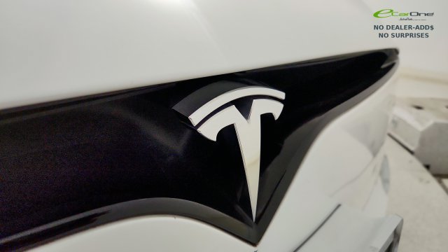 Used 2023 Tesla Model S AWD/4WD image 30
