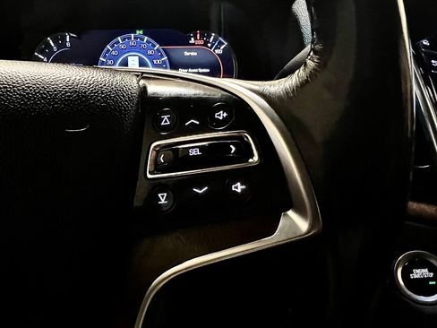 Used 2018 Cadillac Escalade ESV Premium Luxury AWD/4WD image 40