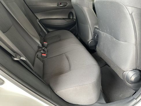 Used 2022 Toyota Corolla Cross LE image 33