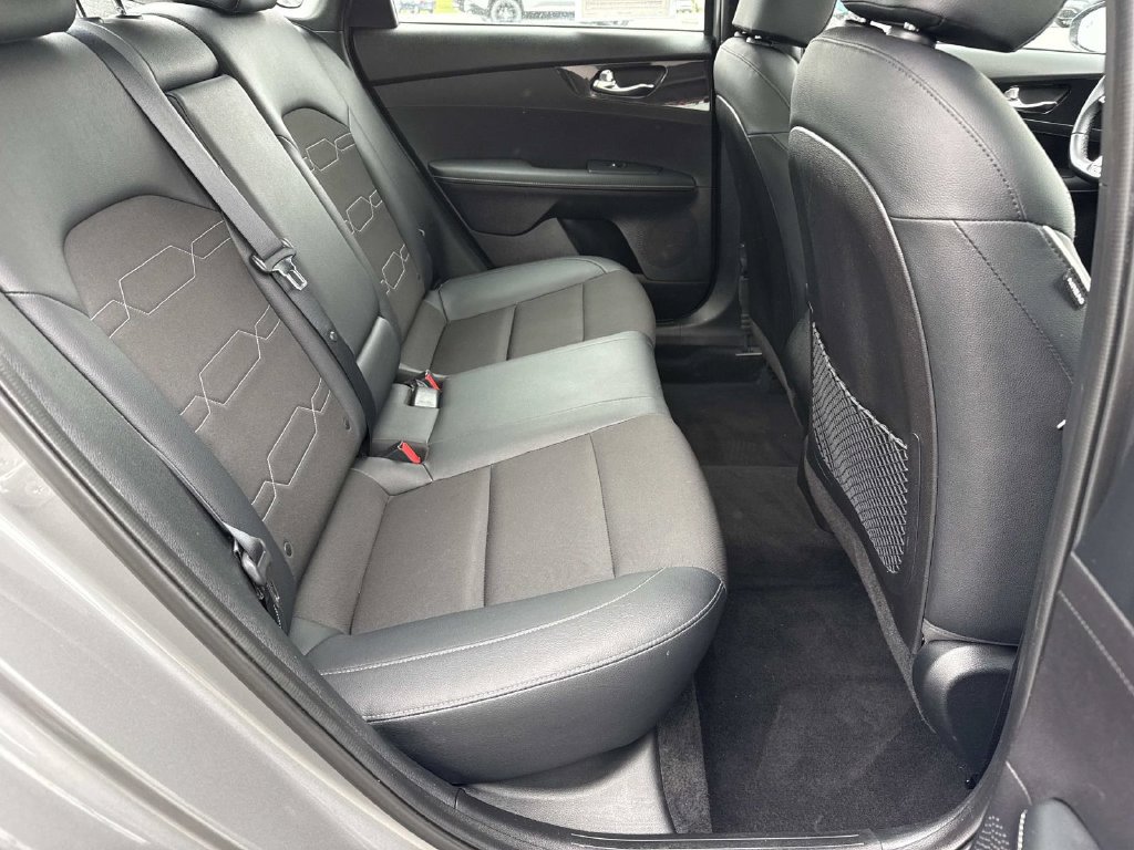 Used 2023 Kia Forte GT-Line w/ GT-Line Premium Package FWD image 21