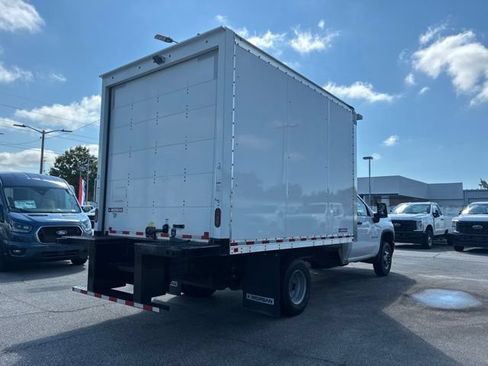 Used 2022 Chevrolet Silverado 3500 W/T RWD image 3