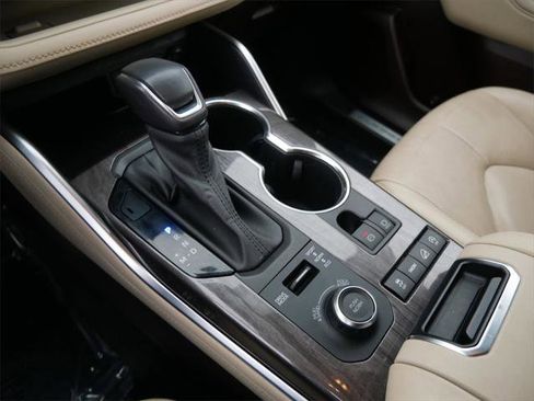 Certified 2022 Toyota Highlander Limited image 20