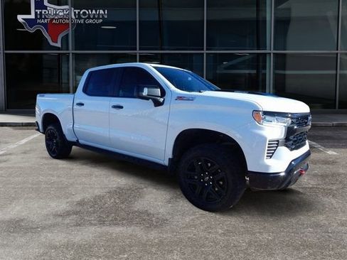 Used 2024 Chevrolet Silverado 1500 LT Trail Boss w/ LT Trail Boss Premium Package image 1