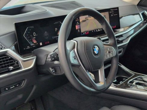 Certified 2024 BMW X7 xDrive40i w/ Parking Assistance Package image 10
