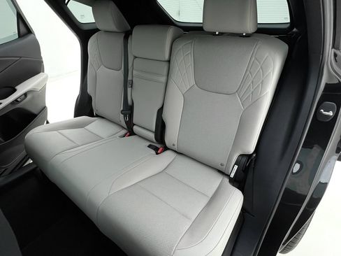 Certified 2023 Lexus RX 350 Premium w/ Accessory Package AWD/4WD image 18