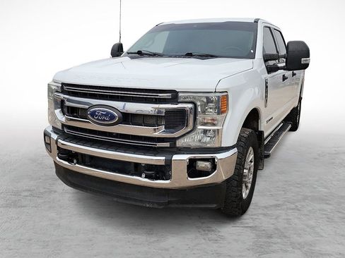 Used 2022 Ford F350 XLT w/ XLT Value Package AWD/4WD image 4