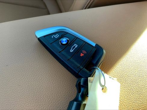 Used 2022 BMW 230i Coupe w/ Premium Package 2 image 14