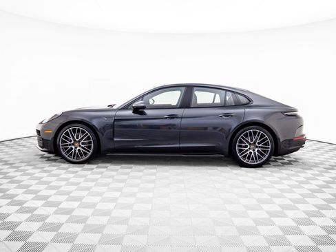 New 2026 Porsche Panamera 4 image 2